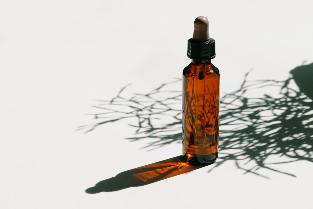 Transforma tu Rutina de Belleza con Aceite de Ricino: Secretos para Piel y Cabello Radiantes